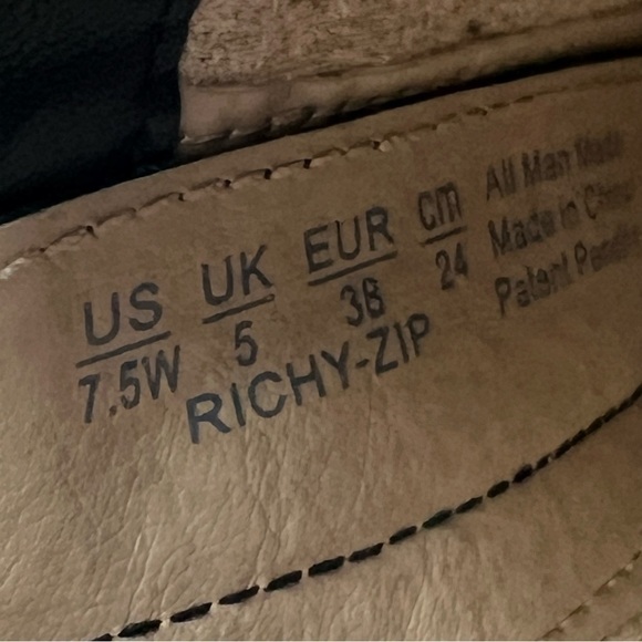 Soul Naturalizer Richy Zip Women's Ankle Boots 7.5W Black Faux Leather $120 - Picture 7 of 10